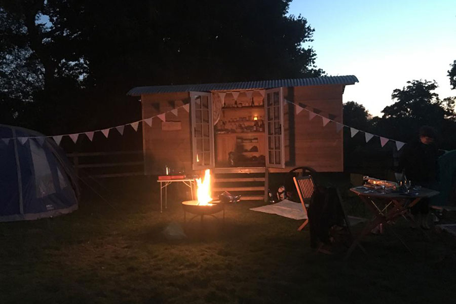 Shepherds hut evening dining